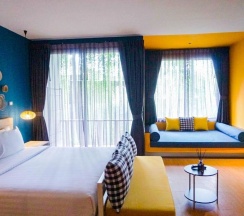 Двухместный номер Standard с видом на бассейн двуспальная кровать в Signature Phuket Resort