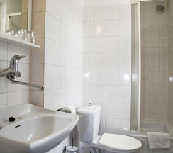 Трёхместный номер Standard в Lomnice Hotel & Restaurant