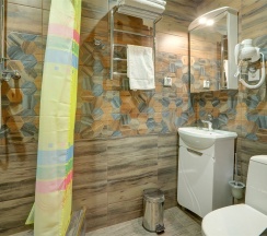 Первая категория-семейный номер в Олимпия