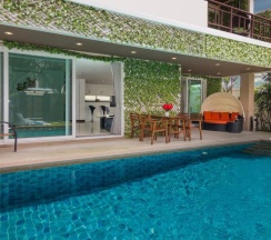 Вилла с 4 комнатами в Tropicana Pool Villa