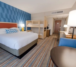 Номер корпус 1 в Howard Johnson by Wyndham Anaheim Hotel and Water Playground