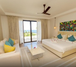 Вилла с бассейном с 4 комнатами в Valmer Resort