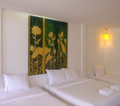 Номер Standard с балконом в Fah Talay Resort