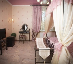 1-комнатный номер улучшенный с 1 двуспальной кроватью в Ассоль