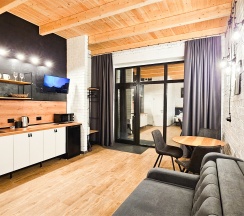 Апартаменты Лофт в Alpika house
