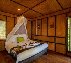 Двухместный номер Standard с красивым видом из окна двуспальная кровать в Railay Garden View Resort