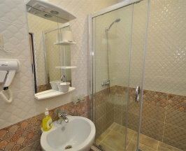 Апартаменты с балконом (Главный корпус) в Морские Рифы