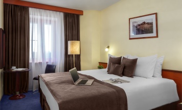 Стандарт с одной большой кроватью в Волна