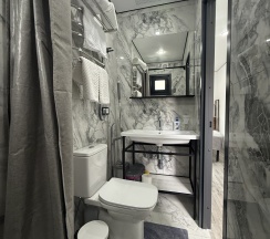 Двухместный номер с двуспальной кроватью в BoxHouse