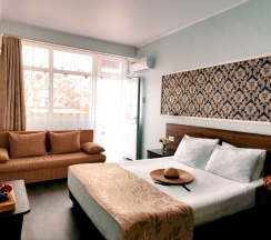 Четырёхместный Комфорт с балконом в Уральские самоцветы
