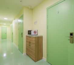 Номер комфорт семейный с 1 двуспальной кроватью в Tuman