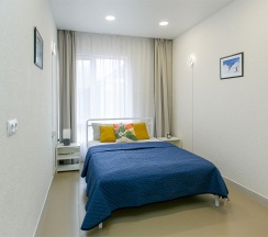 Апартаменты "На листопадной 15А" в Саквояж