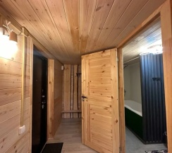 Пятиместный номер Standard с красивым видом из окна в Саянский Марал Аршан