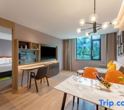 Люкс в Home2 Suites by Hilton Xishuangbanna Jinghong