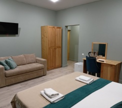 Двухместный номер Standard с балконом и с видом на горы двуспальная кровать в Эльбер