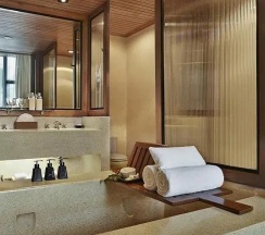 Двухместный полулюкс с видом на лагуну двуспальная кровать в Anantara Hua Hin Resort