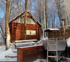 Коттедж "Русская баня"  с сибирским чаном в Клевер