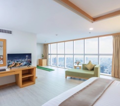 Двухместный люкс Space Zone Presidential 1-Bed двуспальная кровать в Baiyoke Sky Hotel