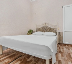 Трёхместный номер с террасой Comfort с красивым видом из окна в Green rent