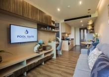 Двухместный люкс с балконом двуспальная кровать в Pool Suite Chiang Mai