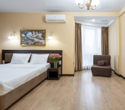 Комфорт с балконом в Golden House