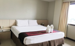 Номер Deluxe с балконом в Hat Yai Rama Hotel