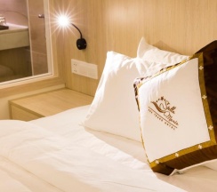 Двухместный номер Superior с красивым видом из окна двуспальная кровать в Stella Maris Nha Trang Hotel