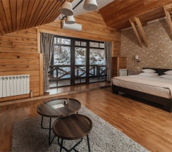 КОРПУС «ПРАВИТЕЛЬСТВЕННЫЙ». Студия +, торцевой балкон в Марьин Остров