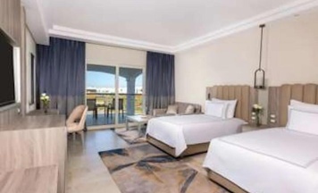 Двухместный номер Blue Planet Superior 2 отдельные кровати в Rixos Radamis Tirana Hotel