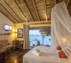 Бунгало Superior с балконом и с красивым видом из окна в Отель Secret Garden Beach Resort