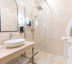 COMFORT в Grand more boutique hotel