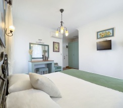 Номер Deluxe с балконом в Kayezta Hotel Alacati
