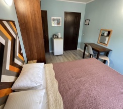 Номер стандарт с 1 двуспальной кроватью в Домино