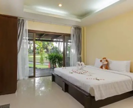 Двухместный номер Deluxe с видом на сад двуспальная кровать в Secret Cliff Resort Phuket