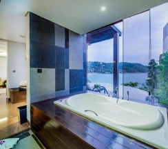 Люкс Grand с видом на бассейн в Impiana Private Villas Kata Noi
