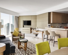 Двухместные апартаменты c 1 комнатой двуспальная кровать в Pullman Doha West Bay