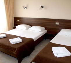 3-х местный стандарт с французским балконом в Морская волна