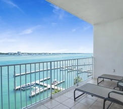 Номер Standard с балконом в Caribe The Resort