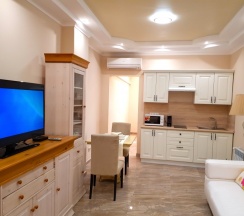 1-Suite Senior (апартаменты с одной спальней) в Plutus
