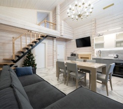 Дом из бруса с камином и баней из липы 4+2 в Snhaus