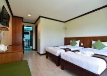 Номер Standard с балконом и с видом на сад в The Green Hotel Koh Lipe