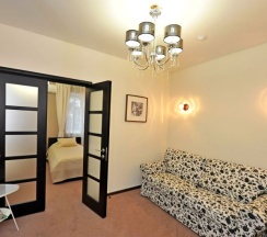 «Полулюкс Семейный» 5-ти местный, (№204) в MotoStop