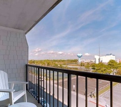 Двухместный номер Standard с балконом 2 отдельные кровати в Best Western Plus Ocean City