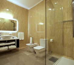 Сюит в Amici Grand Hotel