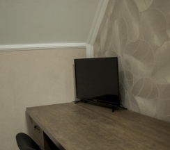 Номер стандарт с 1 двуспальной кроватью (мансарда) в Альпина