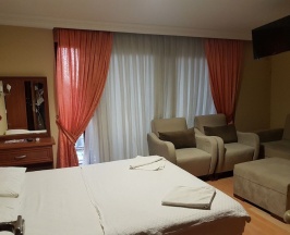 Студия с балконом в Seckin Ak Hotel