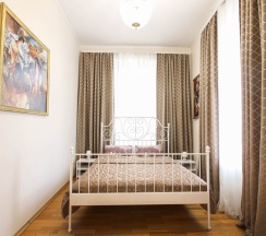 Квартира в Апартаменты на улица Знаменка, 13с4