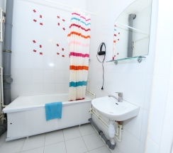 Двухместный номер Семейный Эконом 2 отдельные кровати в Вкс