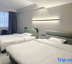 Семейный номер Standard в Dafa Hotel