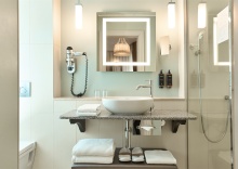 Номер Privilege с двуспальной кроватью в Mercure Арбат